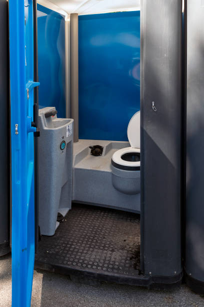 Portable Toilet Options We Offer in Nocona, TX